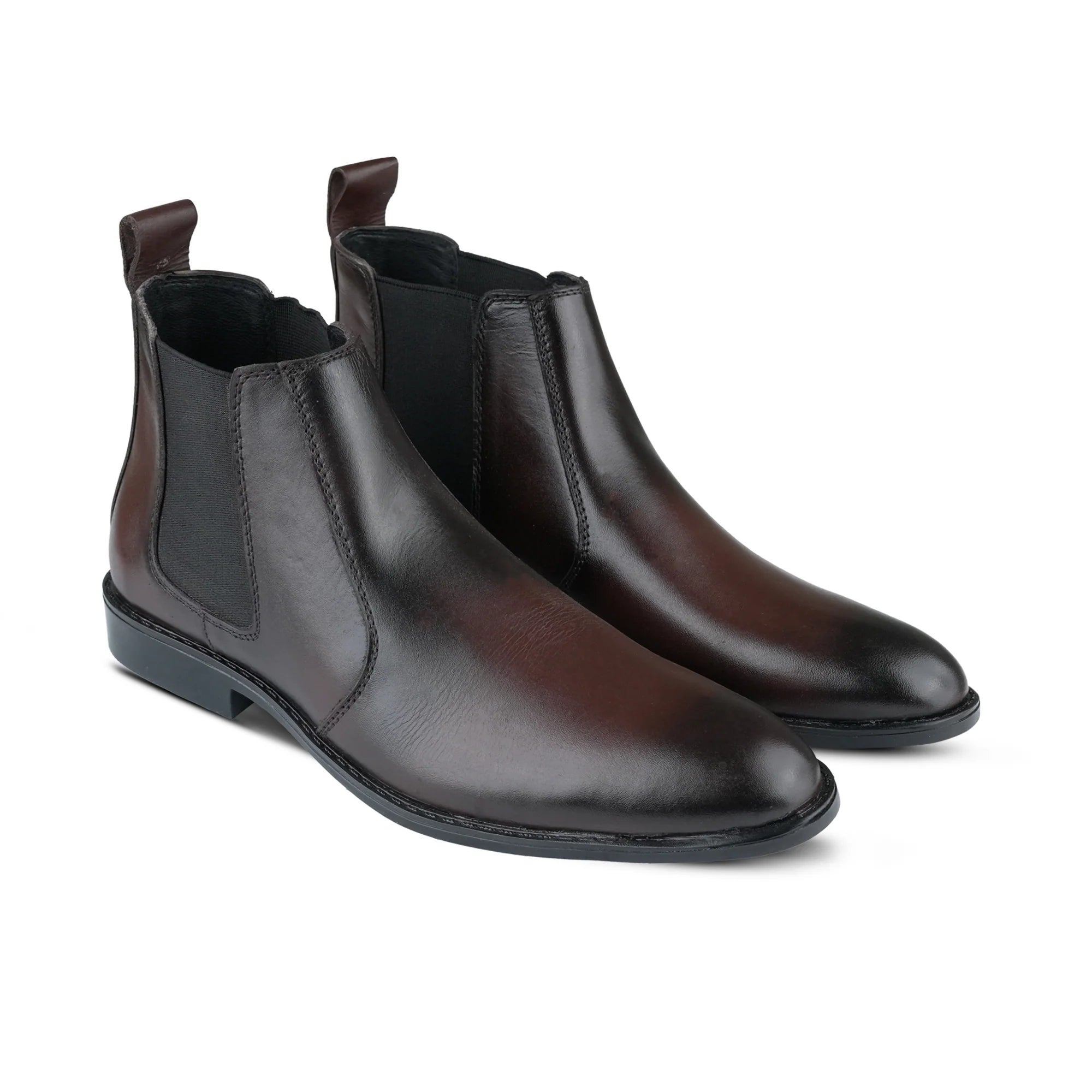 Sleek Chelsea Boots with Elastic Sides